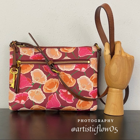 NEW! Fiona Floral Print Small Crossbody Bag - Picture 3 of 6